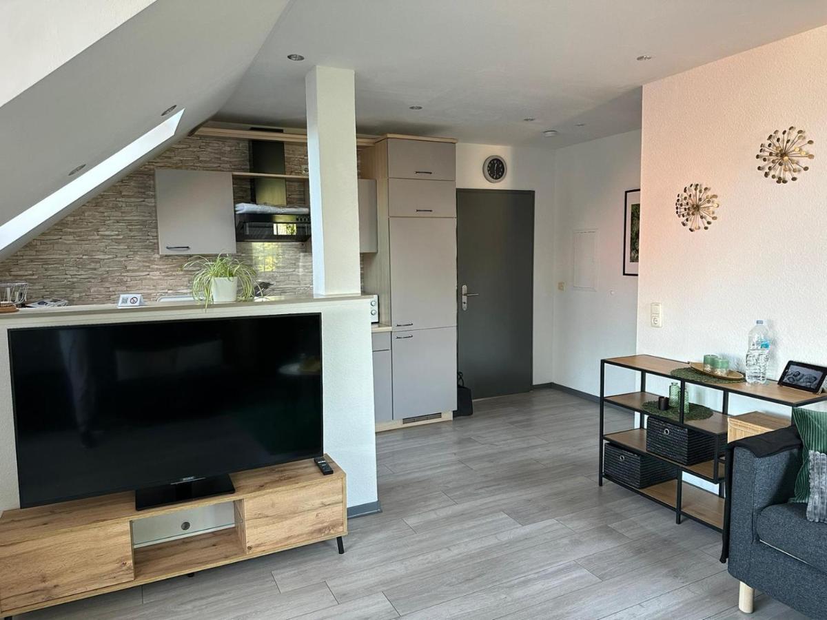 Apartment Nahe Naturschutzgebiet „Wurmtal“ Вюрзелен Екстер'єр фото