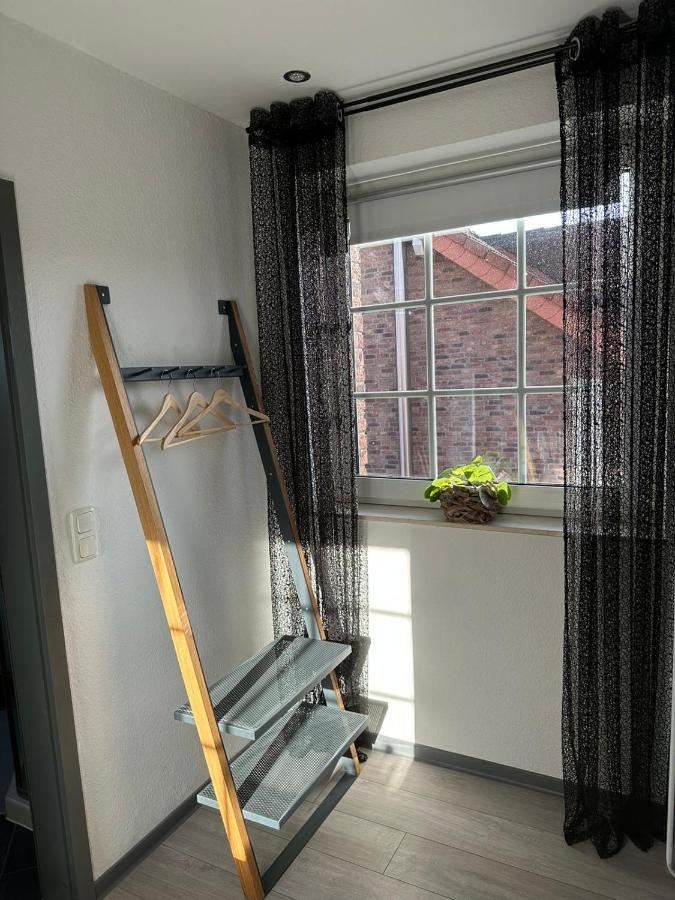 Apartment Nahe Naturschutzgebiet „Wurmtal“ Вюрзелен Екстер'єр фото